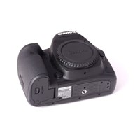 Canon EOS 5D Mark IV 3