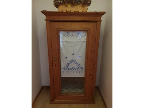 Vitrine / Garderoben Schrank Vitrine / Garderoben Schrank