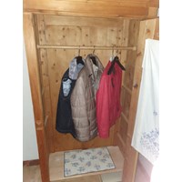 Vitrine / Garderoben Schrank 2