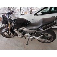 Verkaufe Honda Hornet 600 Baujahr 2005 4