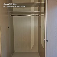 Schlaf Zimmer mit Doppelbett u.6 Tl Kleideschrank 3
