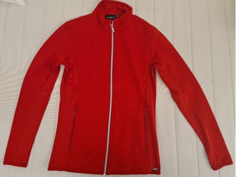 Pullover, zum Skifahren geeignet Pullover, zum Skifahren geeignet