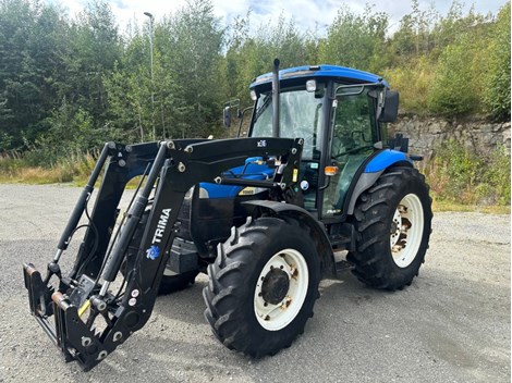 Traktor New Holland TD90 Traktor New Holland TD90