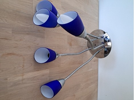 Deckenlampe mehrarmig - Arme beliebig verstellbar Deckenlampe mehrarmig - Arme beliebig verstellbar