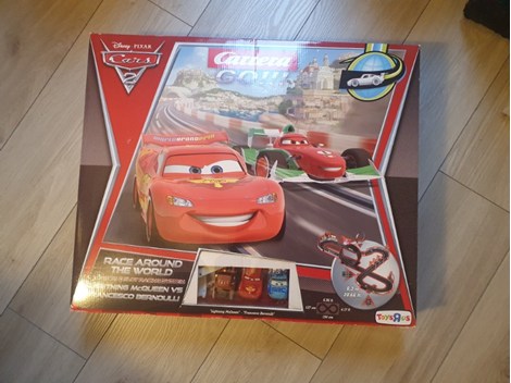 Carrera Go CARS Rennbahn zu verkaufen Carrera Go CARS Rennbahn zu verkaufen