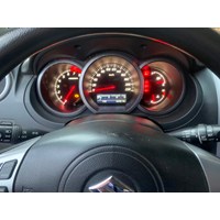 Suzuki Grand Vitara 2.4 6
