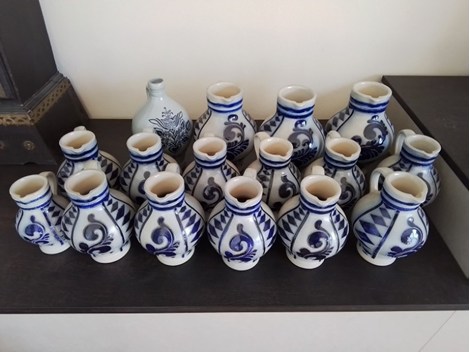 Steingut Krüge