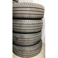 SOMMERREIFEN MIT ALUFELGEN ZU VERKAUFEN 4 SOMMERREIFEN MIT ALUFELGEN ZU VERKAUFEN 4