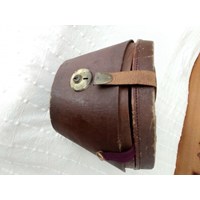 Alter Zylinder-Hut 4 Alter Zylinder-Hut 4