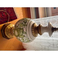 Stilvolle Stehlampe aus weißer Keramik handbemalt 5