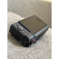 Canon Powershot G7X Mark III Nera 4 Canon Powershot G7X Mark III Nera 4