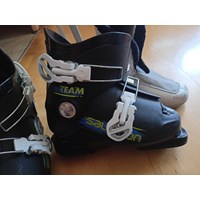 Kinder Skischuhe Salomon 235 mm - 18/19. 5 Kinder Skischuhe Salomon 235 mm - 18/19. 5