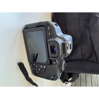 Canon EOS 800D Spiegelreflexkamera Kit 2