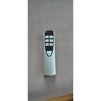 Neuwertige Couch 3