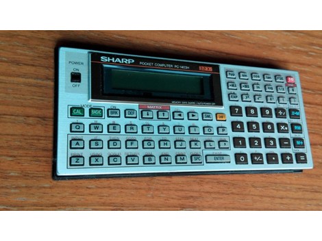 Taschenrechner Sharp PC-1403H (90iger Jahre) Taschenrechner Sharp PC-1403H (90iger Jahre)