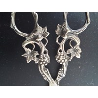 Schere aus Silber 3 Schere aus Silber 3