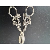 Schere aus Silber 2 Schere aus Silber 2