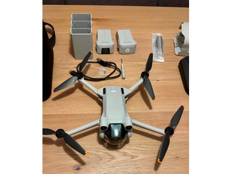 DJI Mini 3 Pro Fly More Combo DJI Mini 3 Pro Fly More Combo