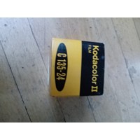 2 Kodak Filmrollen (schwarz-weiss und Farbe) 2