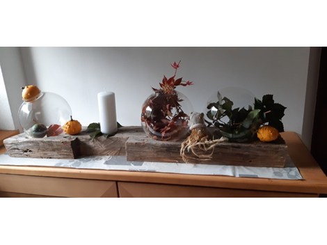 Handgefertigte Holzartikel