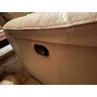 Beiges Ledersofa mit Relaxfunktion - neuwertig 2