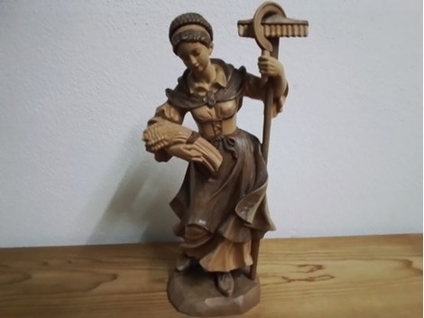 Geschnitzte Figur