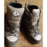 Damen und Herrenschuhe 5