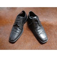 Damen und Herrenschuhe 6