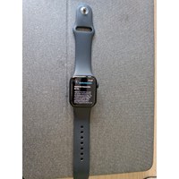 Apple Watch SE 2 40mm 3