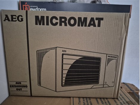 Mikrowelle original verpackt zu verkaufen