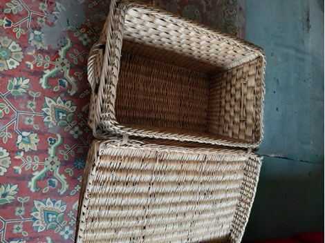 Korb Rattan mit Deckel zu verkaufen