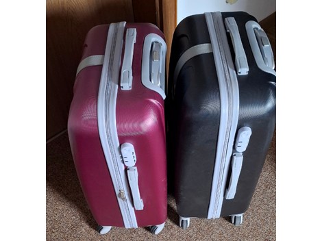 2 Hartschalenkoffer zu verkaufen