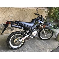 YAMAHA XT 125 R 3
