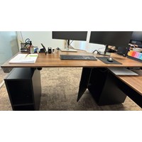Scrivania direzionale regolabile in altezza 4