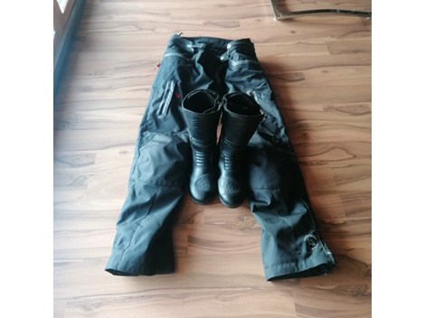 Motoradhose u.-Stiefel (Damen)
