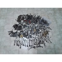 Verschiedene alte Schlüssel 4