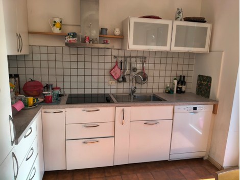 Küche inkl. Elektrogeräte zu verkaufen