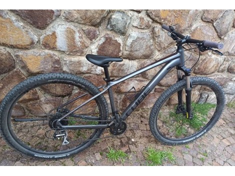 Biete Fahrrad "Cube"