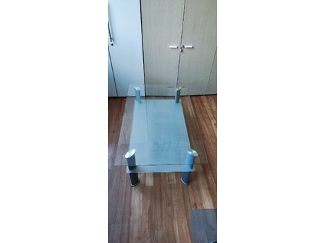 Kleiner Tisch für Wohnzimmer / Couch / Wartesaal