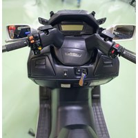 maxi scooter burgman 650 executive ABS 7