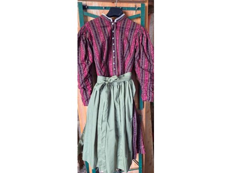 Tracht Gr. 42