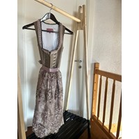 Dirndl elegant 3