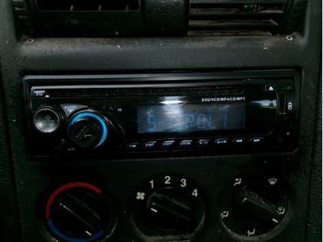 AUTO RADIO