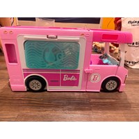 Barbie Camper 3 in 1 (Modell GHL93) 3