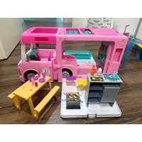 Barbie Camper 3 in 1 (Modell GHL93) 2