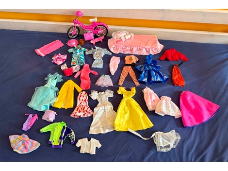Barbie Vintage-Set: Puppen & großes Zubehör-Paket
