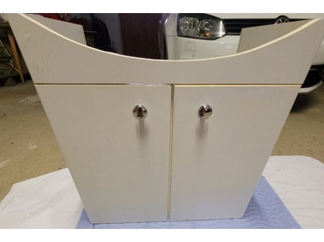 Waschbeckenunterschrank + passendes Waschbecken