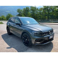 VW Tiguan R-Line Black | 240 PS Diesel | 1. Hand 3