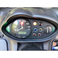 Motorroller mit Dach BMW C1 125cc 3