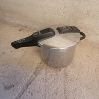 Verkaufe 2 Schnellkochtöpfe / Vendo 2 pentole a pr 3